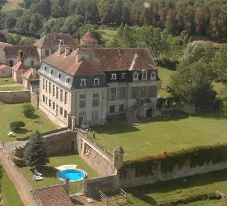 Chateau De Flee Semur-en-Auxois Exterior photo