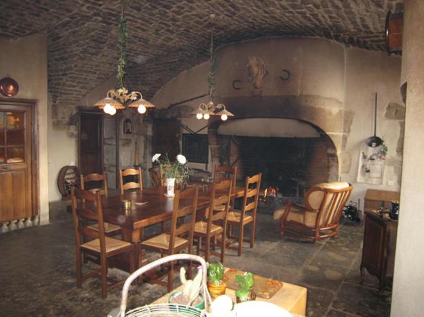 Chateau De Flee Semur-en-Auxois Exterior photo