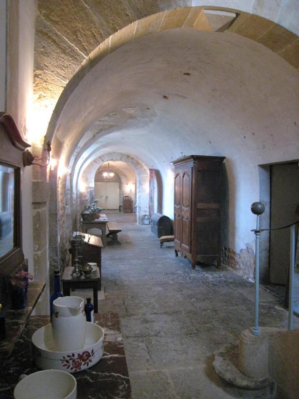 Chateau De Flee Semur-en-Auxois Exterior photo